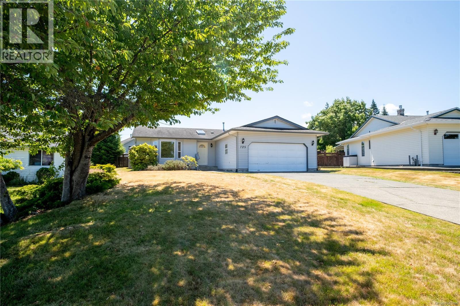 725 Applegate Rd, Campbell River, British Columbia  V9W 7A1 - Photo 2 - 1043490