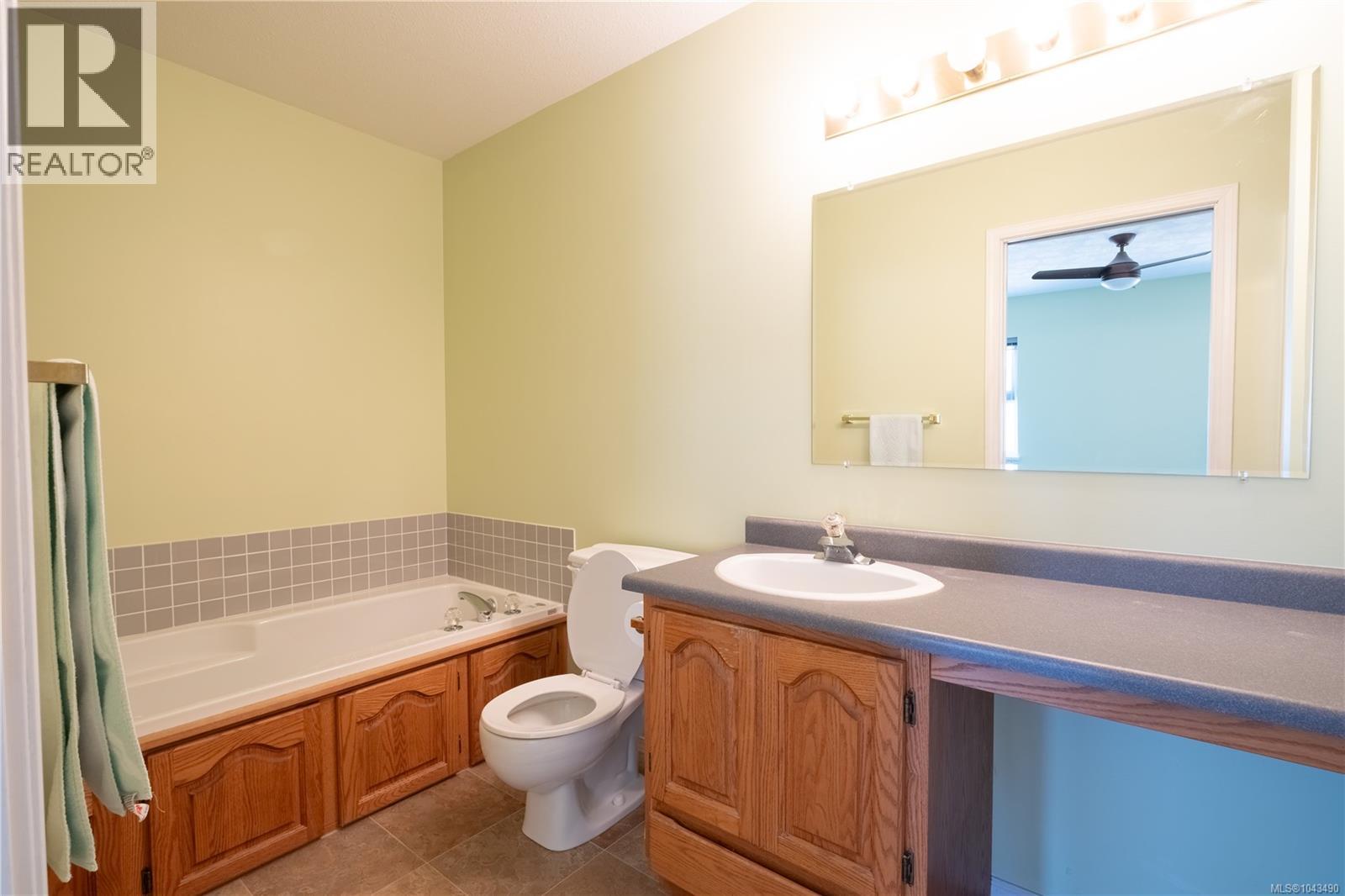 725 Applegate Rd, Campbell River, British Columbia  V9W 7A1 - Photo 21 - 1043490