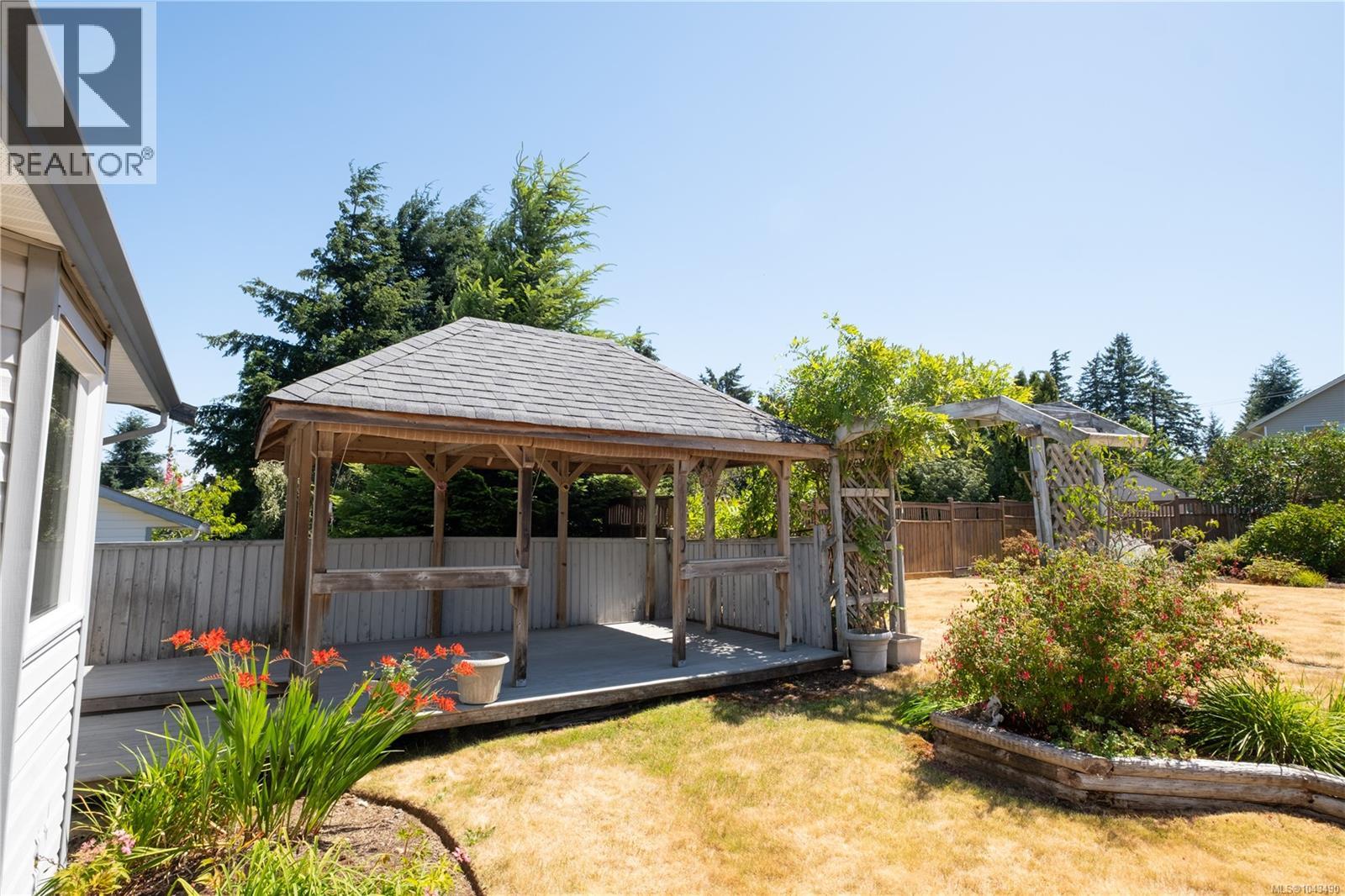 725 Applegate Rd, Campbell River, British Columbia  V9W 7A1 - Photo 24 - 1043490