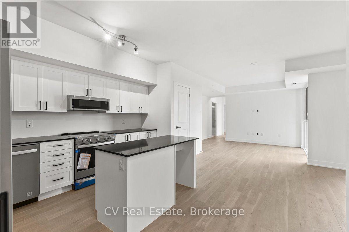 1008 - 1063 Douglas Mccurdy Common, Mississauga (Lakeview), Ontario  L5G 0C5 - Photo 5 - W13579444