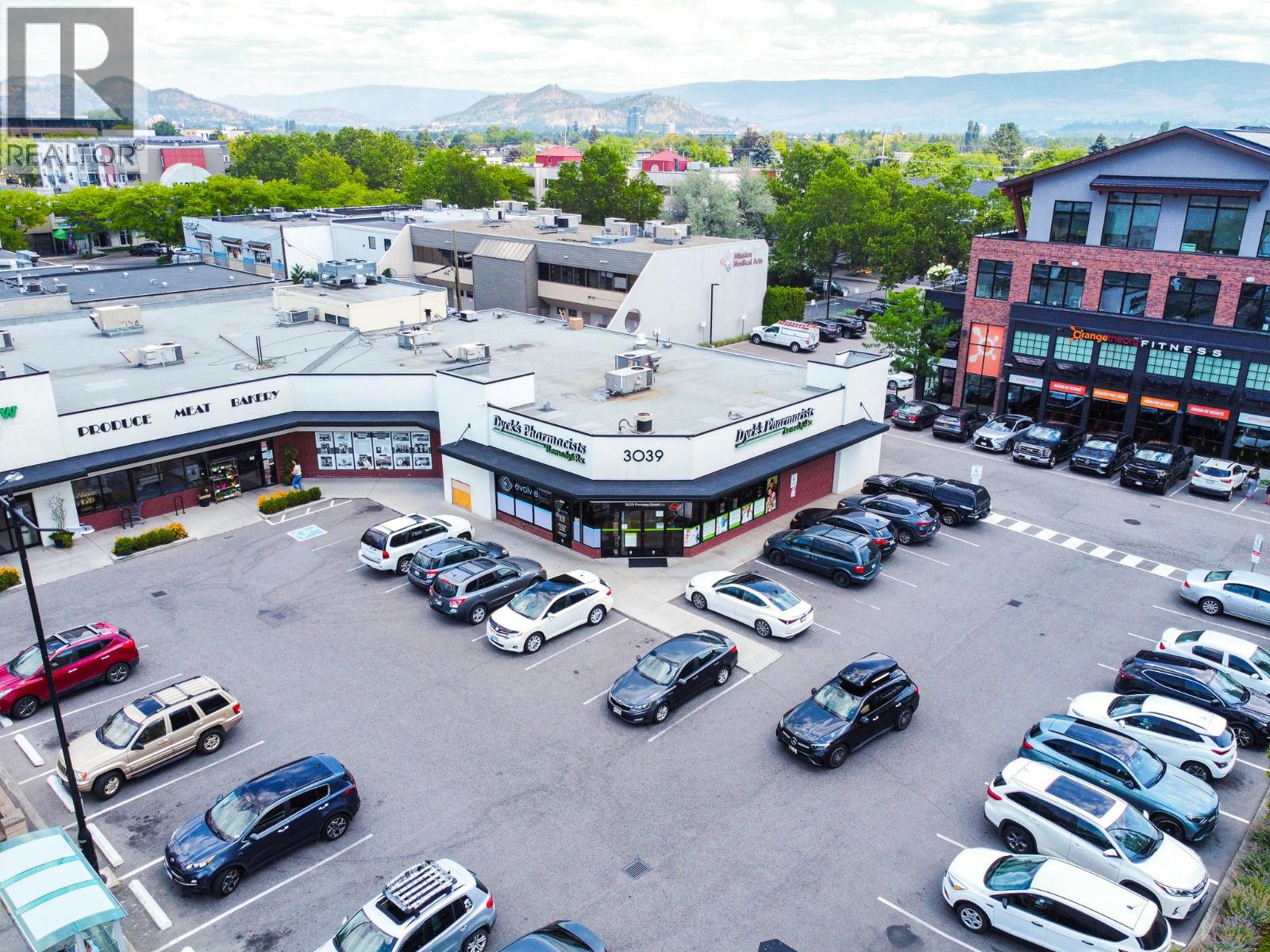 3039 Pandosy Street, Kelowna, British Columbia V1Y 1W3 - Photo 3 - 10394954