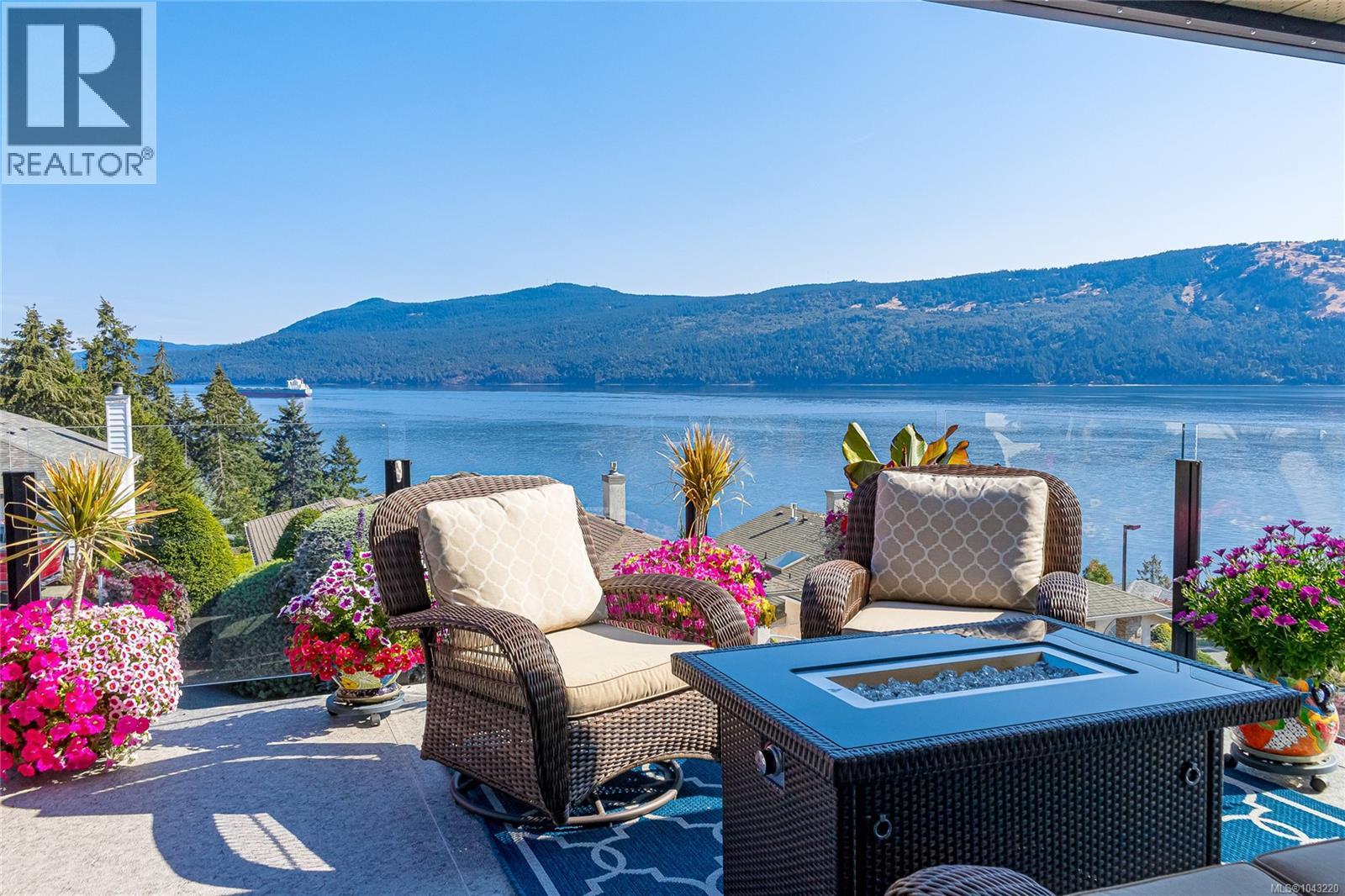 552 Marine Pl