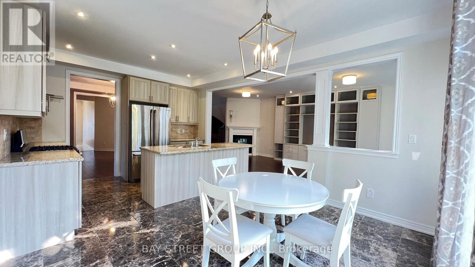 116 Riding Mountain Drive, Richmond Hill, Ontario  L4E 0V1 - Photo 17 - N13579494