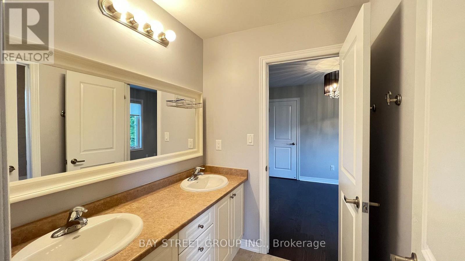 116 Riding Mountain Drive, Richmond Hill, Ontario  L4E 0V1 - Photo 24 - N13579494
