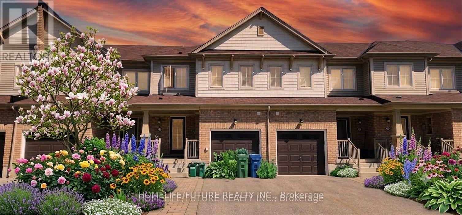 33 COLE CRESCENT, Brantford, Ontario