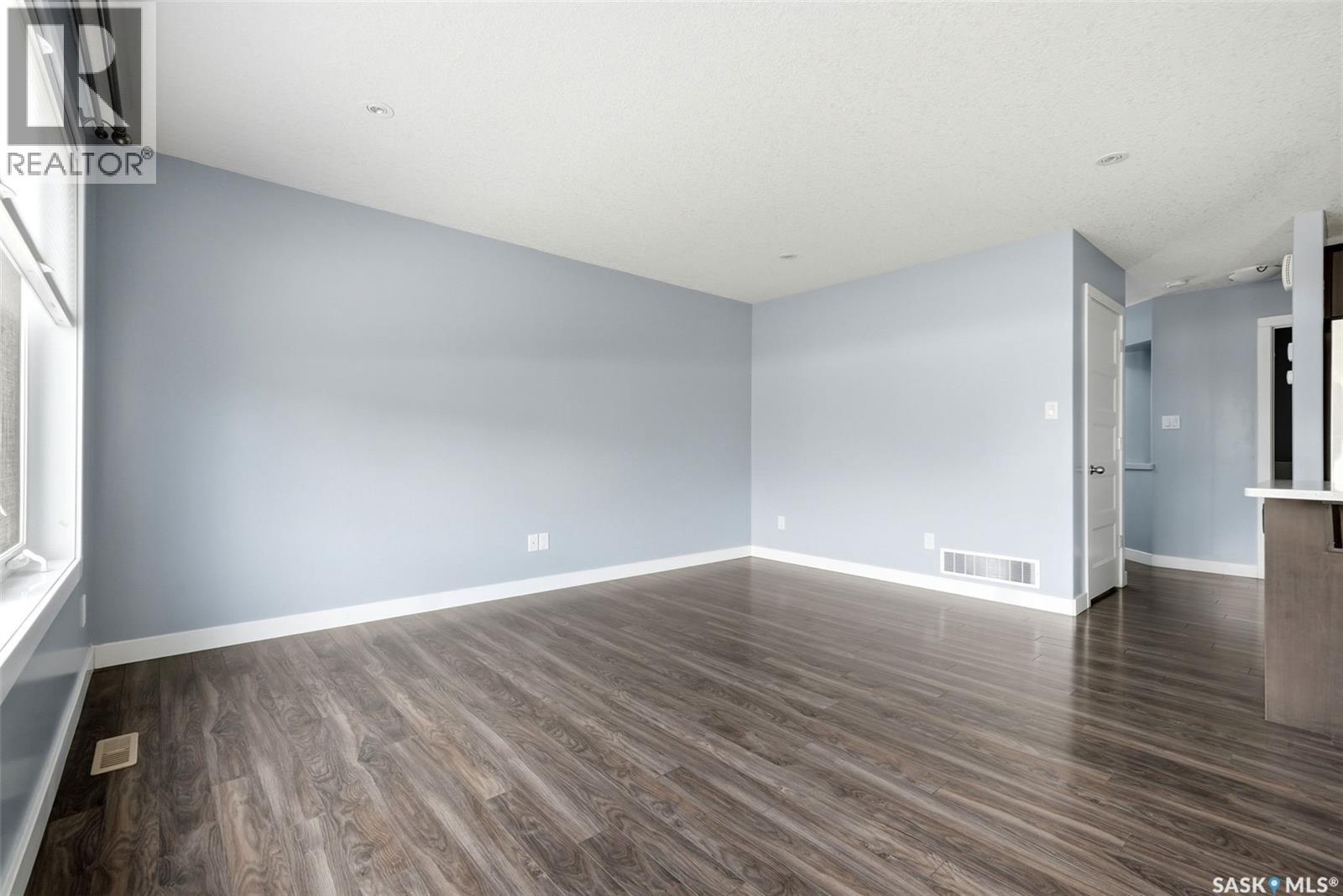 4354 Green Olive Way E, Regina, Saskatchewan  S4V 1P9 - Photo 4 - SK042913
