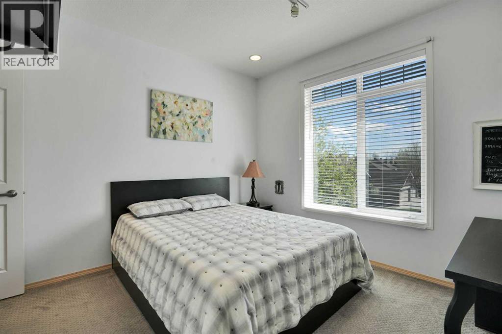 6 Discovery Woods Villas SW, Calgary, Alberta  T3H 5A6 - Photo 10 - A2323139