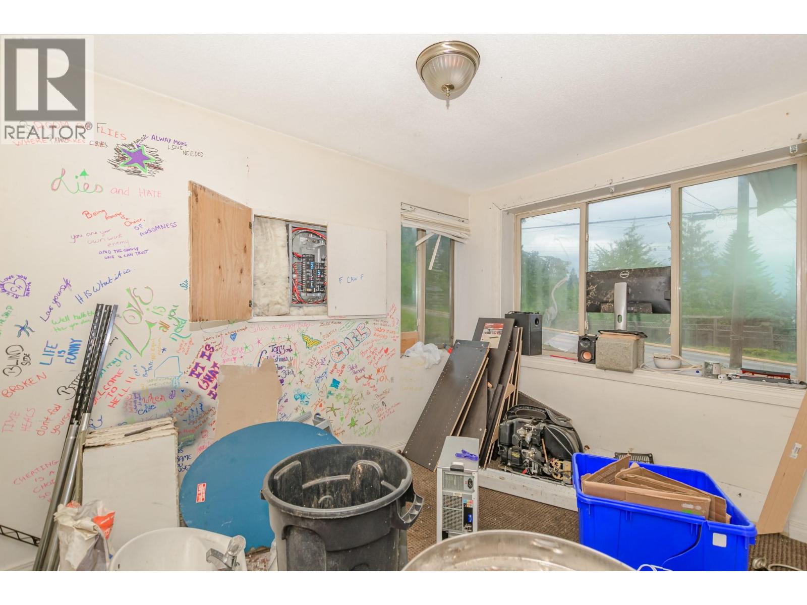 630 5 Street SE, Salmon Arm, British Columbia  V1E 4G2 - Photo 27 - 10393351