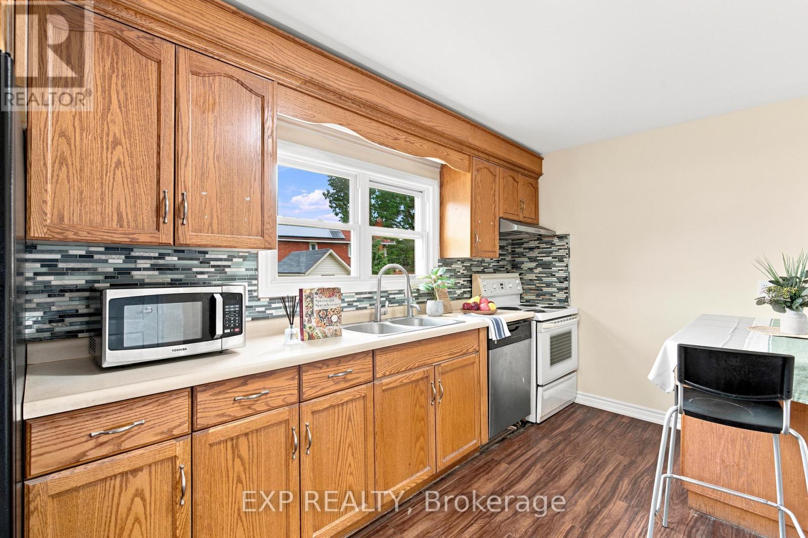 208 Thorold Road, Welland (N. Welland), Ontario  L3C 3V7 - Photo 7 - X13579628