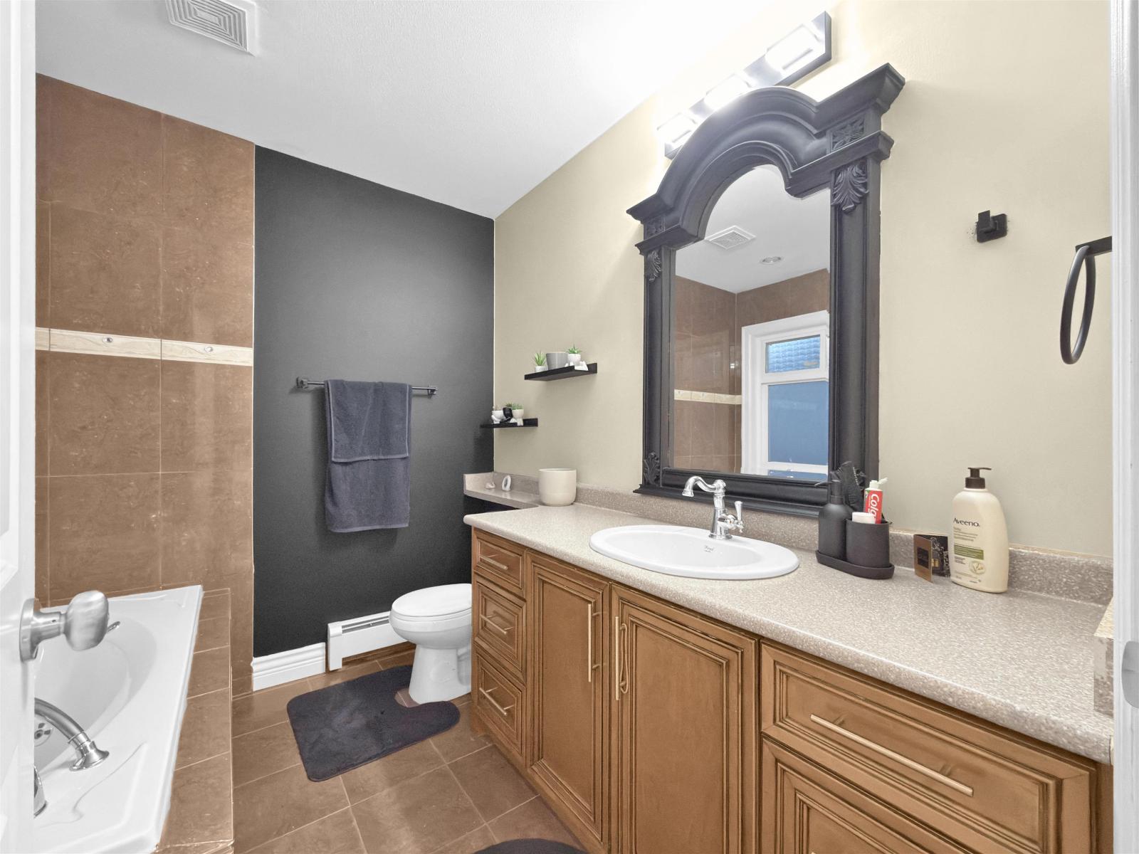 18913 54a Avenue, Surrey, British Columbia  V3S 6R4 - Photo 30 - R3143906