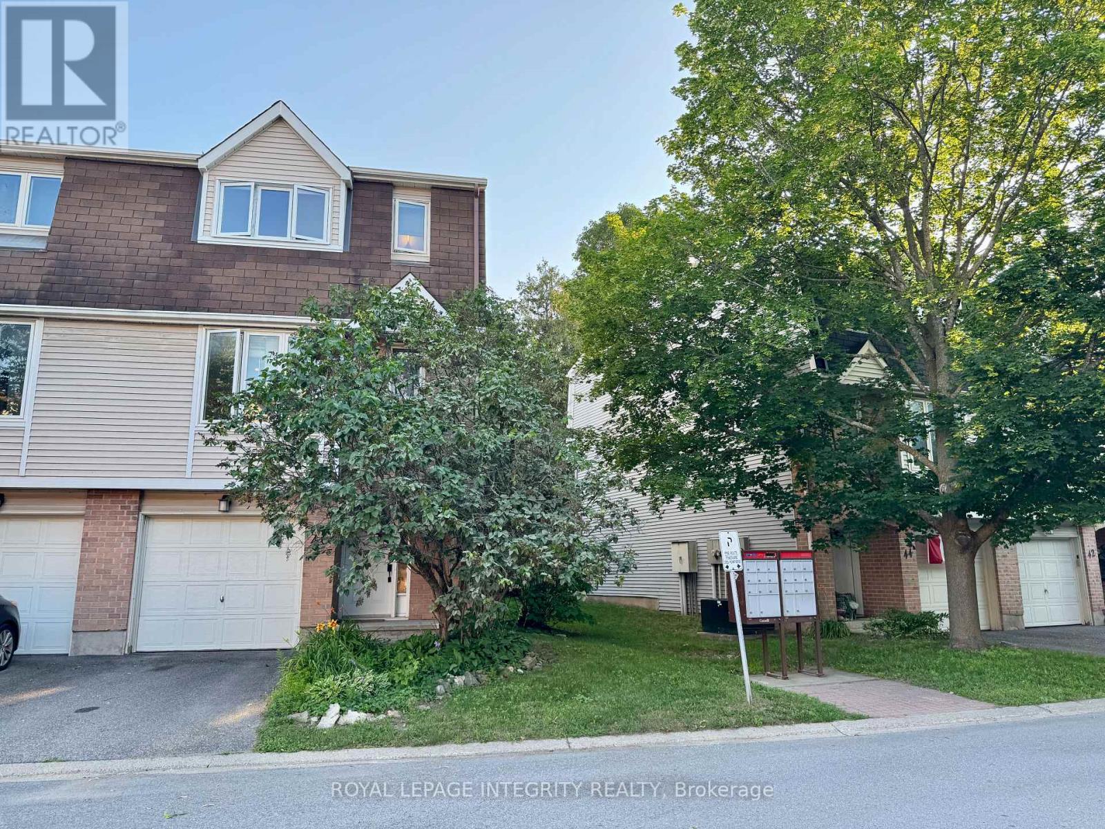 46 LIGHTFOOT PLACE, Ottawa