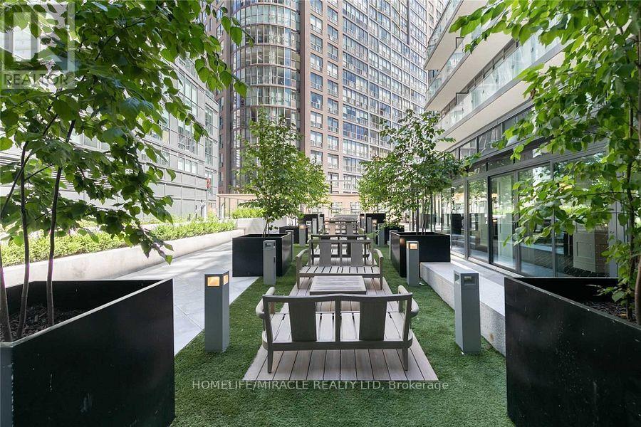 2809 - 955 Bay Street, Toronto, Ontario  M5S 2A2 - Photo 11 - C13579682