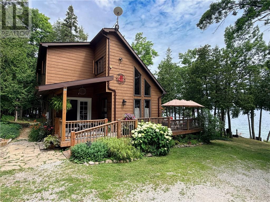 168 Fox Run Way, Mindemoya, Manitoulin Island