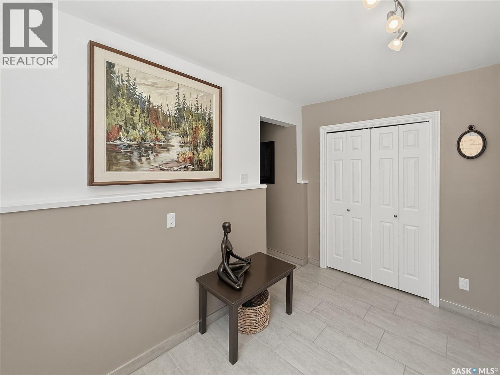 1165 North Hill Drive, Swift Current, Saskatchewan  S9H 1X8 - Photo 39 - SK042857