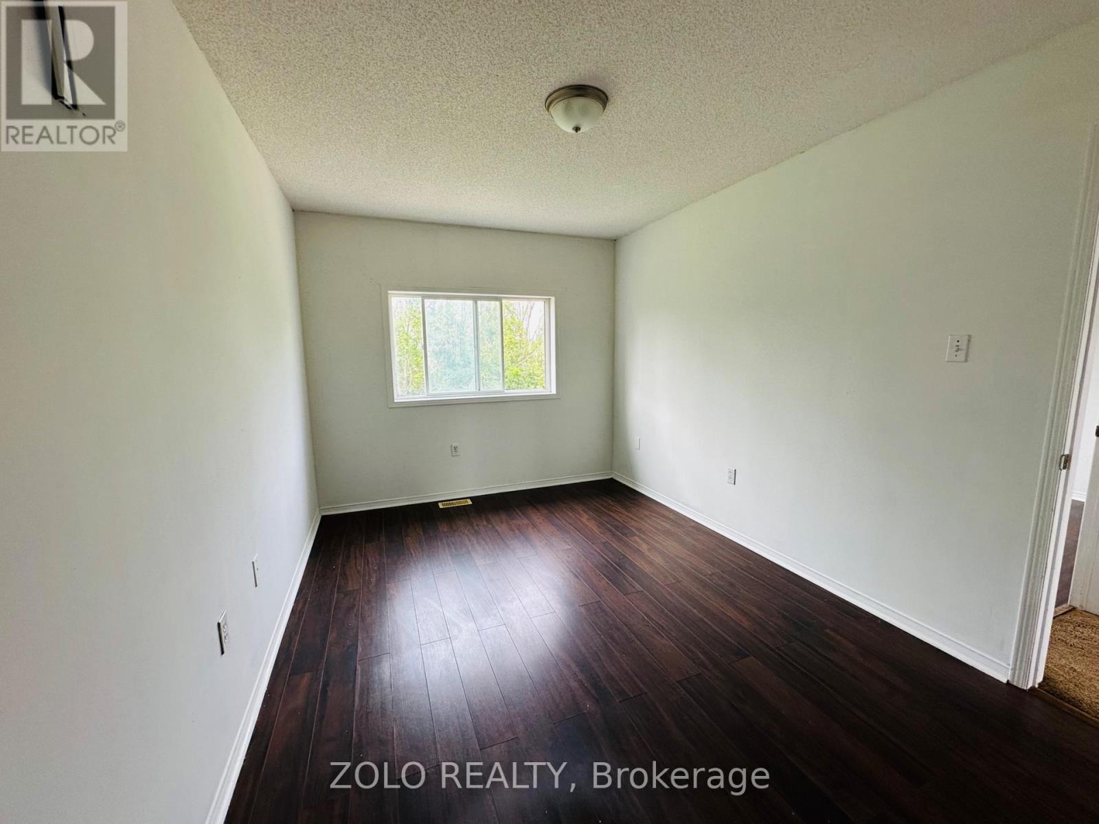 148 Cheltenham Road, Barrie, Ontario  L4M 6S6 - Photo 10 - S13579710