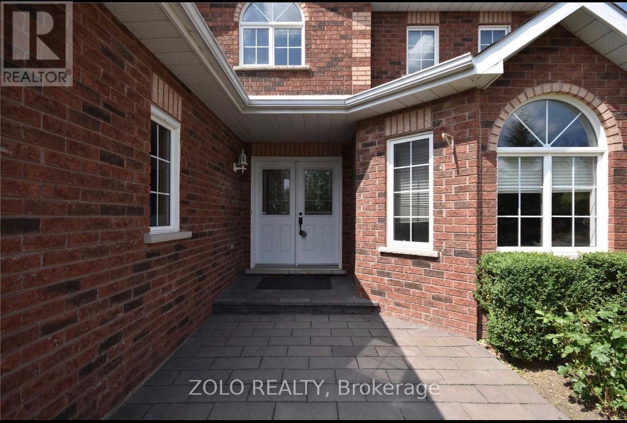 148 Cheltenham Road, Barrie, Ontario  L4M 6S6 - Photo 2 - S13579710