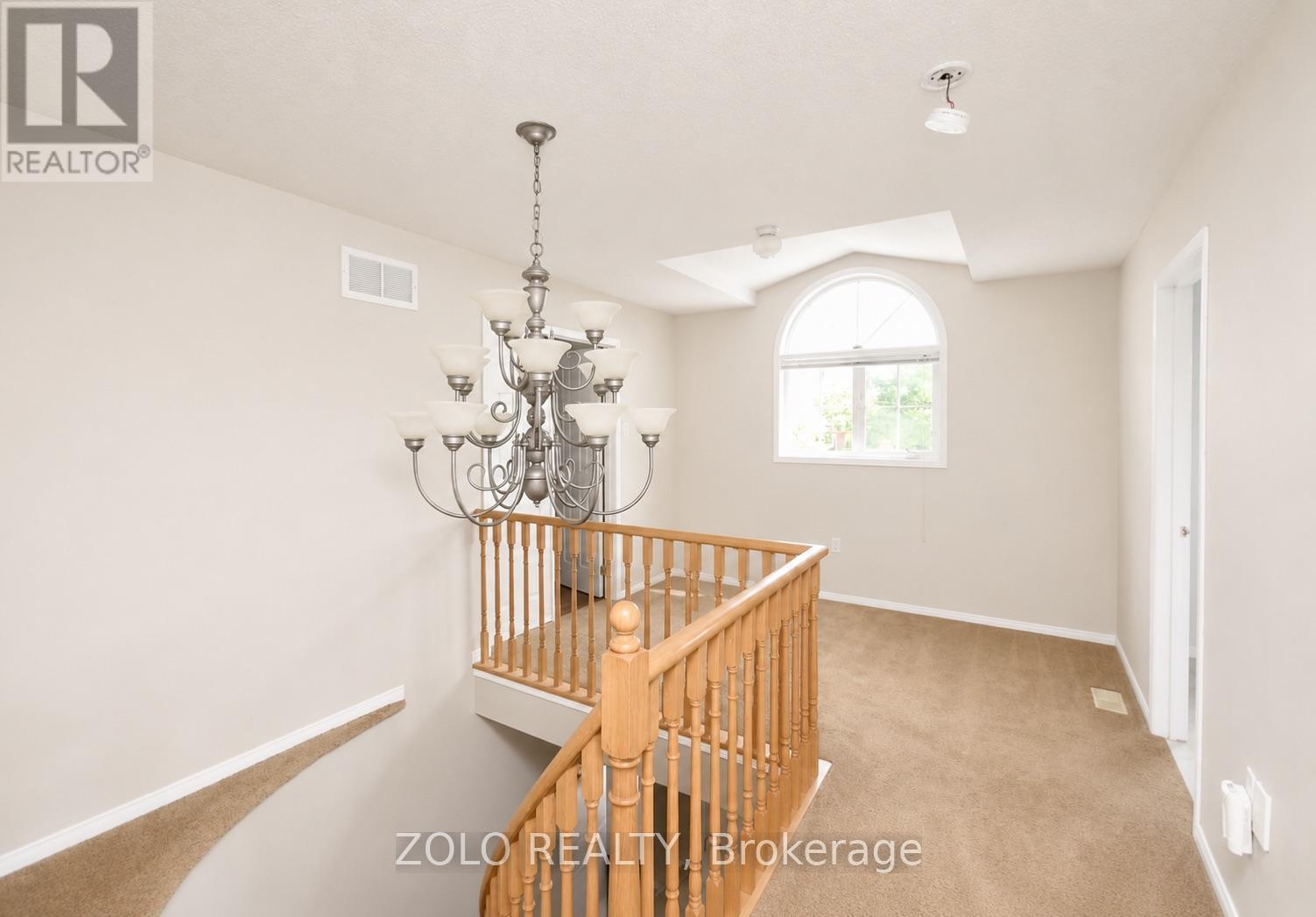 148 Cheltenham Road, Barrie, Ontario  L4M 6S6 - Photo 8 - S13579710