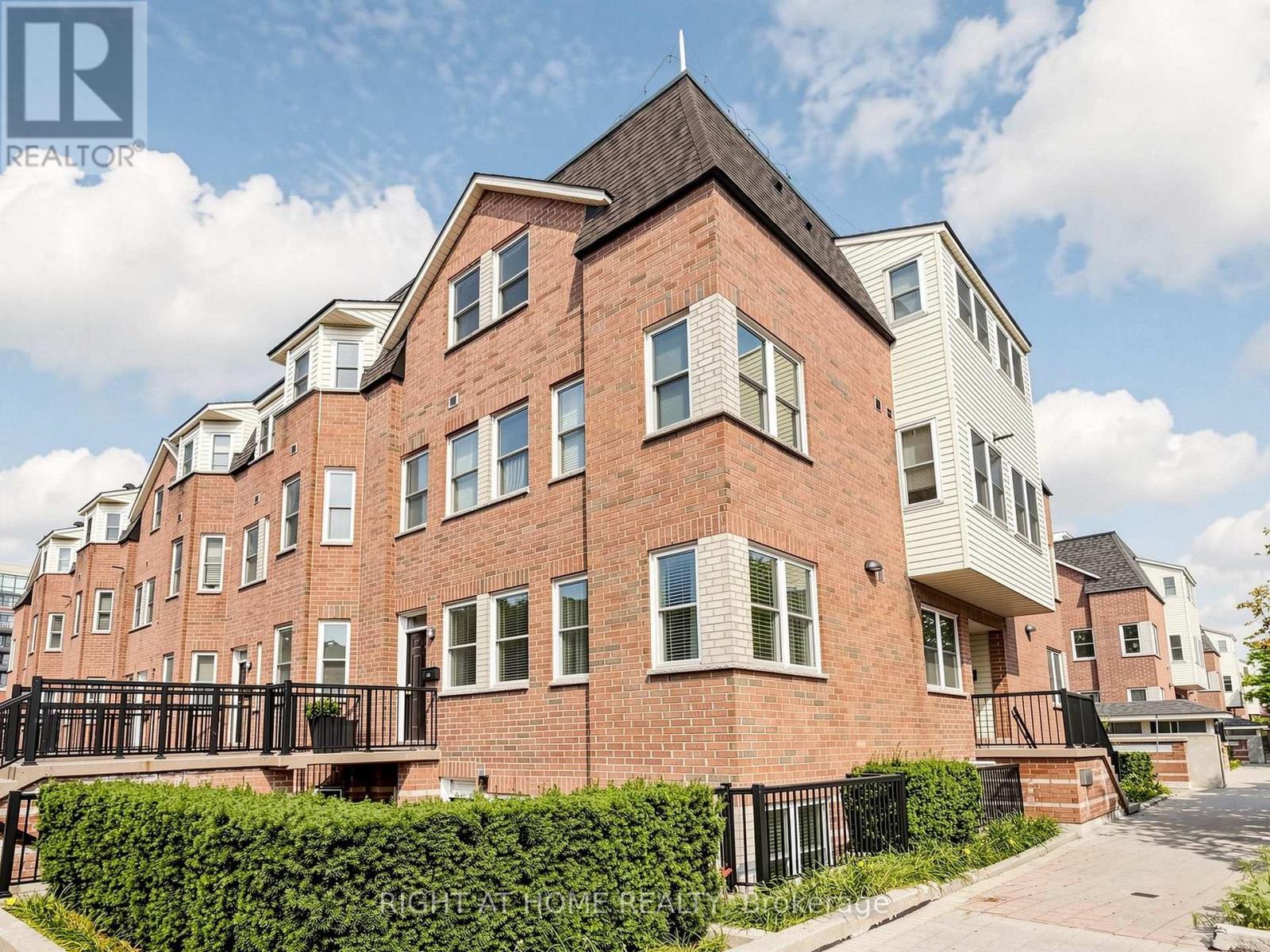 76 - 760 Lawrence Avenue W, Toronto, Ontario  M6A 3E7 - Photo 30 - W13579712