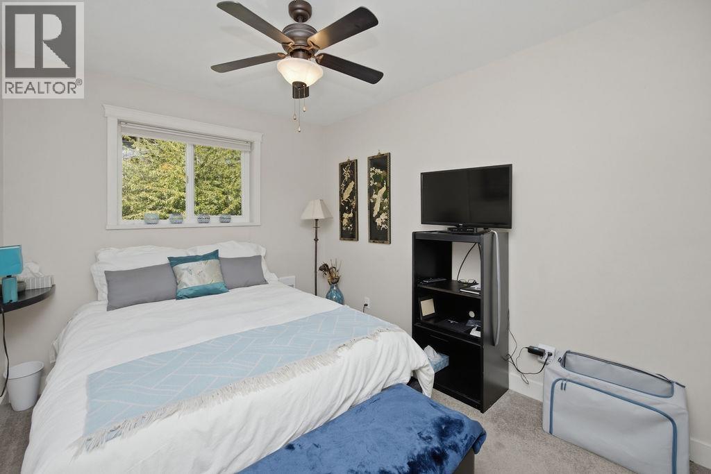 1137 Sunnyside Road, Gibsons, British Columbia  V0N 1V3 - Photo 16 - R3147671