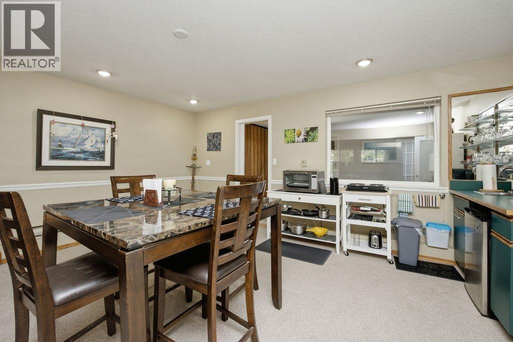 1137 Sunnyside Road, Gibsons, British Columbia  V0N 1V3 - Photo 19 - R3147671