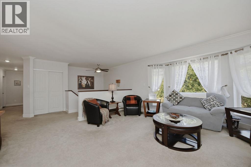 1137 Sunnyside Road, Gibsons, British Columbia  V0N 1V3 - Photo 4 - R3147671
