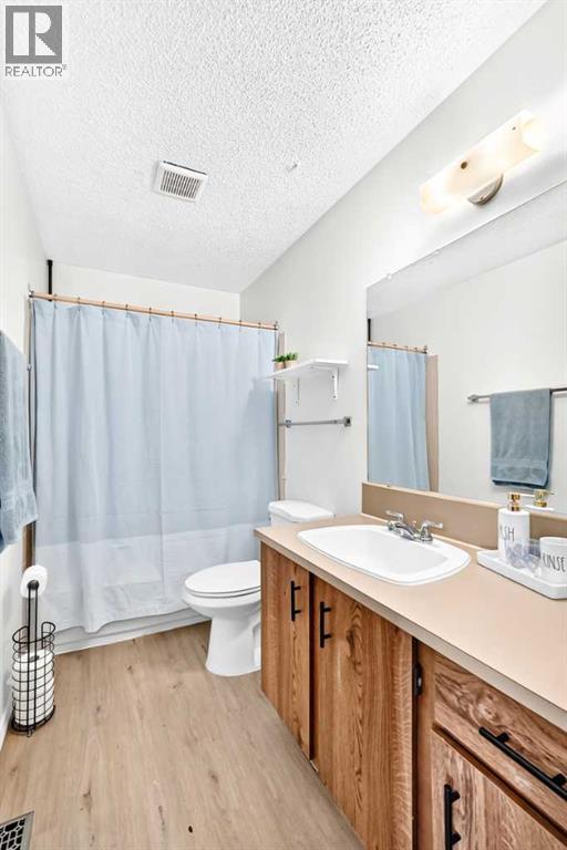 111 Bermondsey Way Nw, Calgary, Alberta  T3K 1V5 - Photo 17 - A2328618