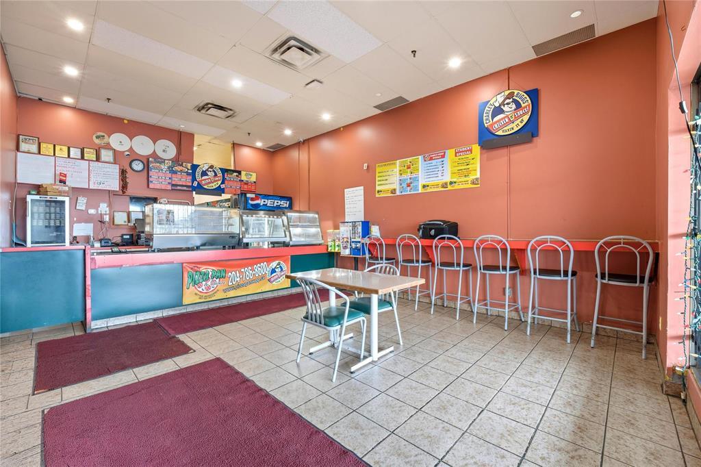 1293 Jefferson Avenue, Winnipeg, Manitoba  R2P 1S7 - Photo 3 - 202616839