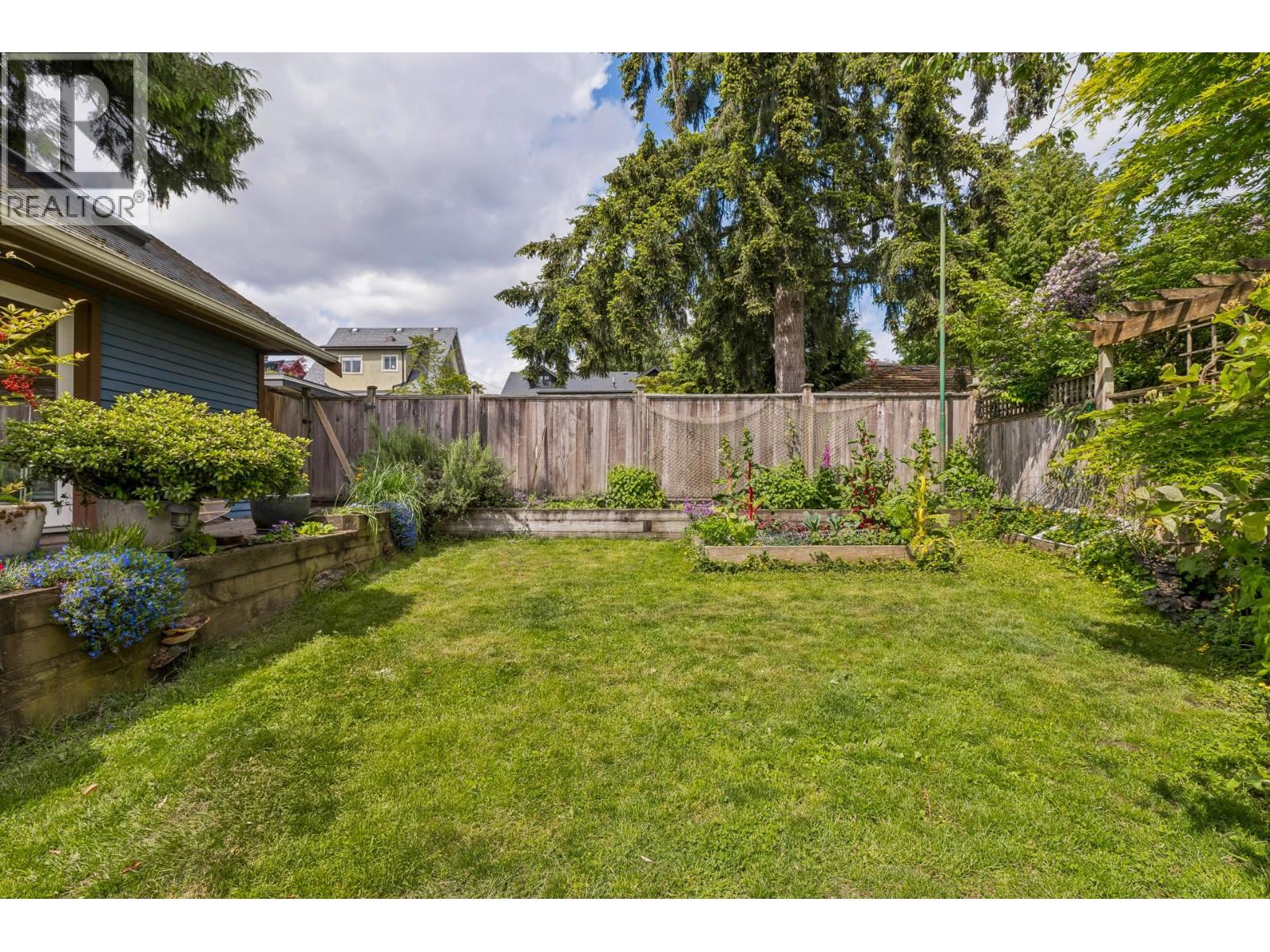 534 E 7th Street, North Vancouver, British Columbia V7L 1S3 - Photo 32 - R3146262