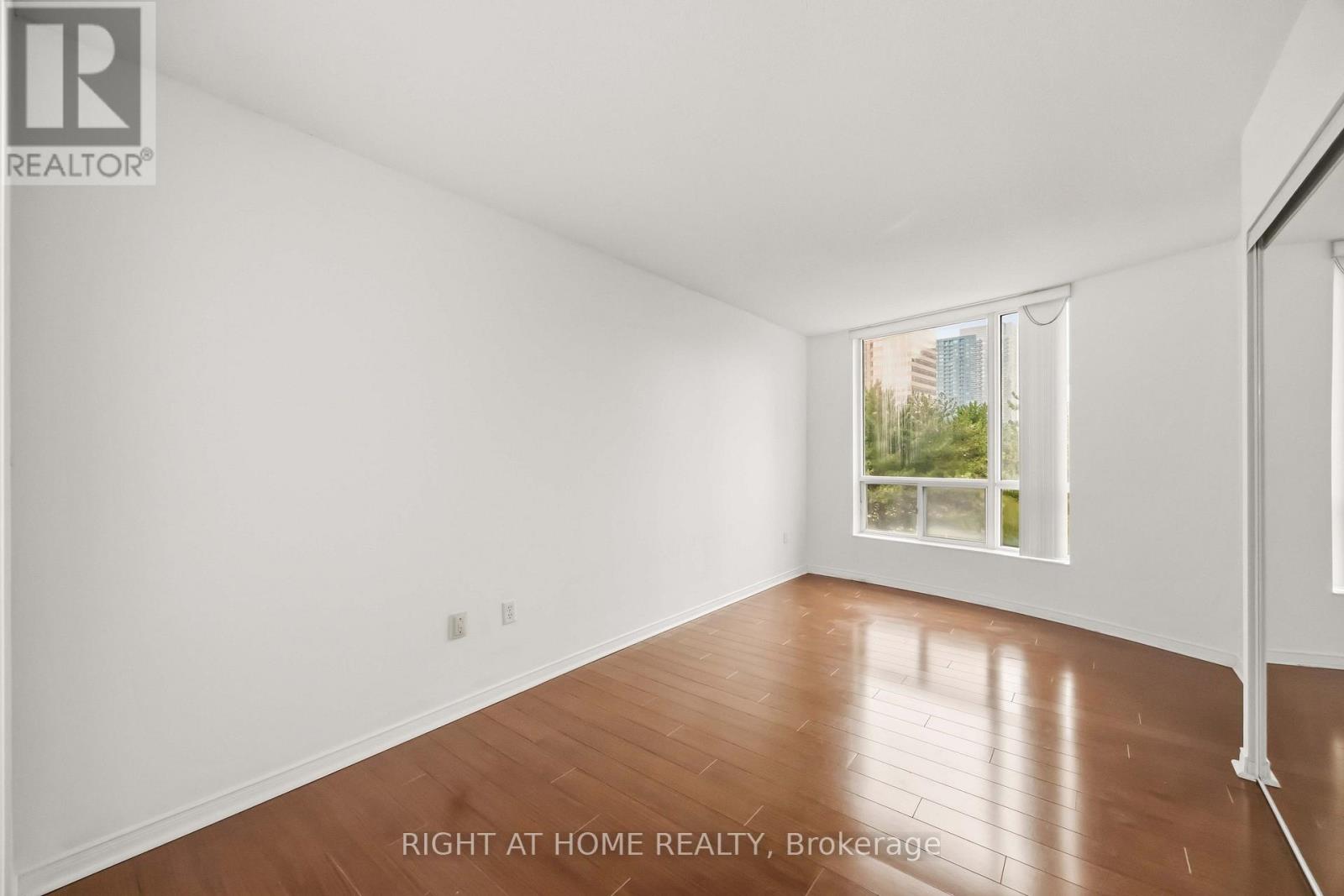 408 - 8 Pemberton Avenue, Toronto, Ontario M2M 4K8 - Photo 17 - C13572768
