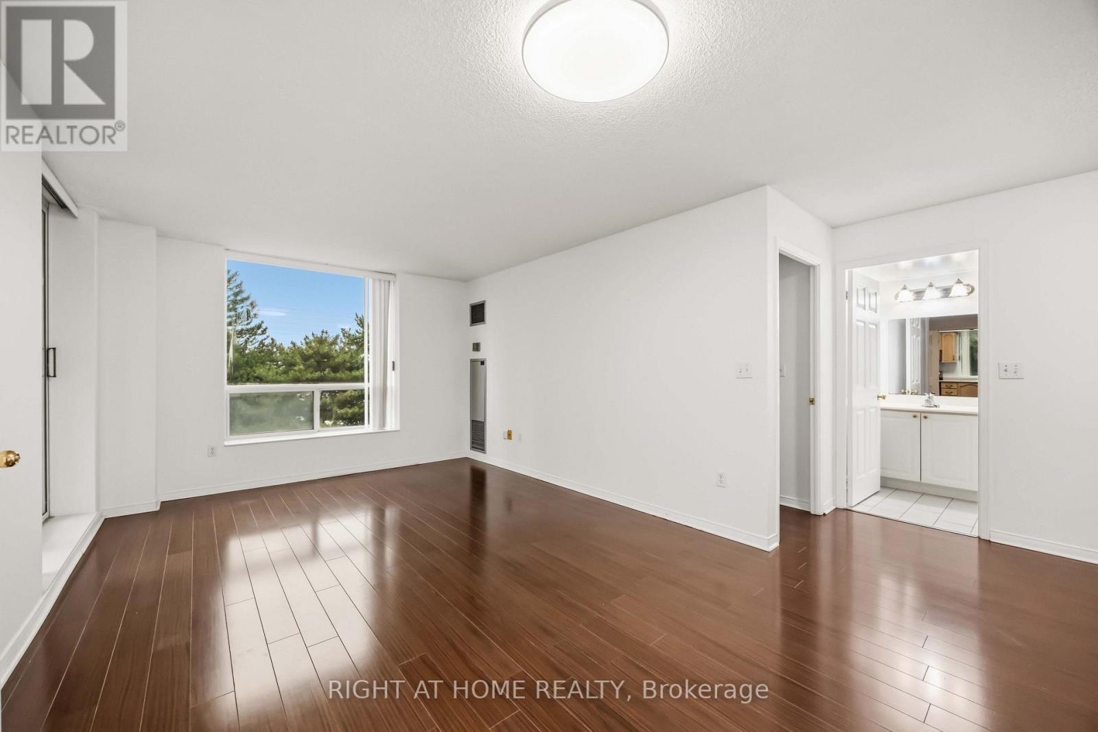 408 - 8 Pemberton Avenue, Toronto, Ontario M2M 4K8 - Photo 11 - C13572768