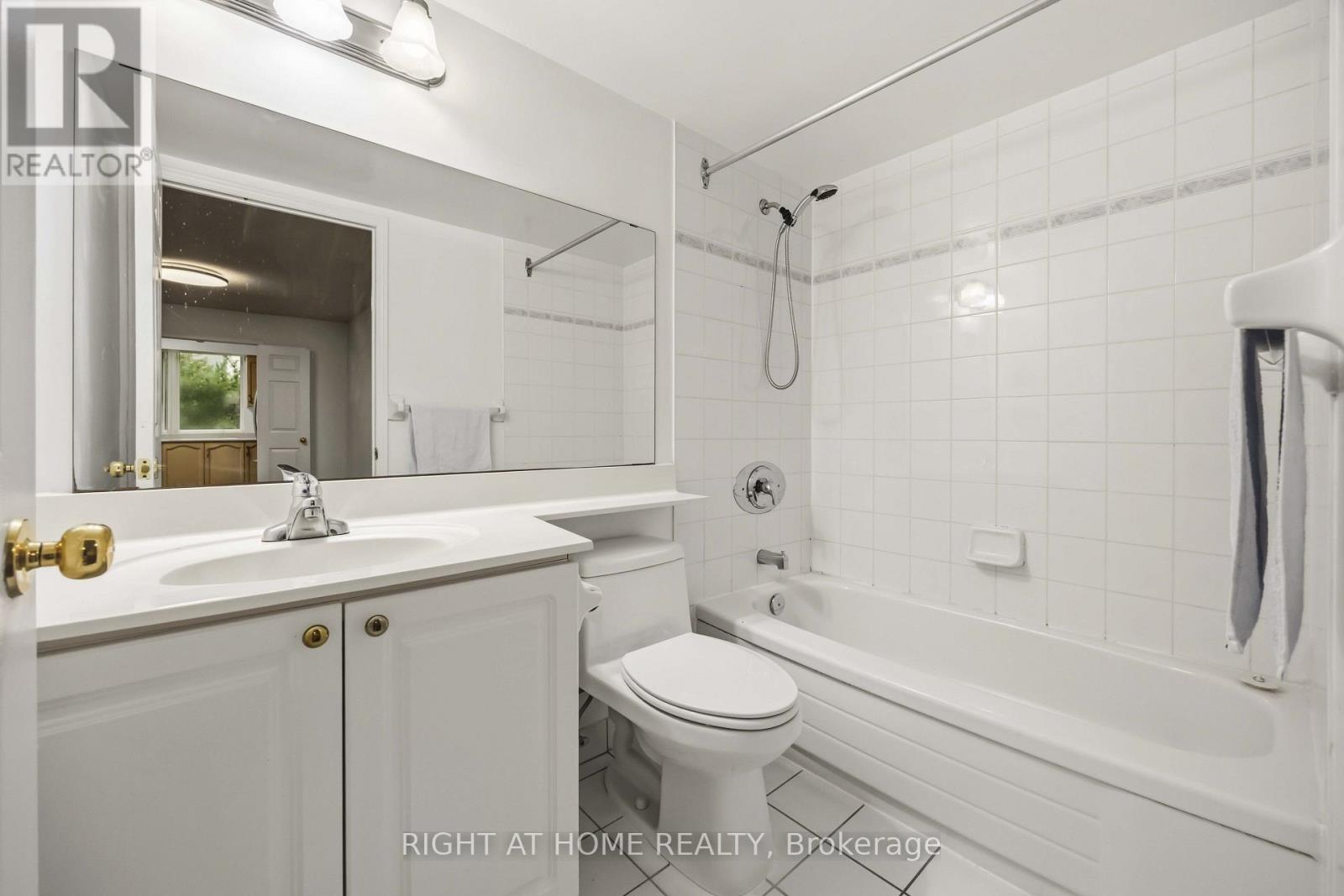 408 - 8 Pemberton Avenue, Toronto, Ontario M2M 4K8 - Photo 27 - C13572768