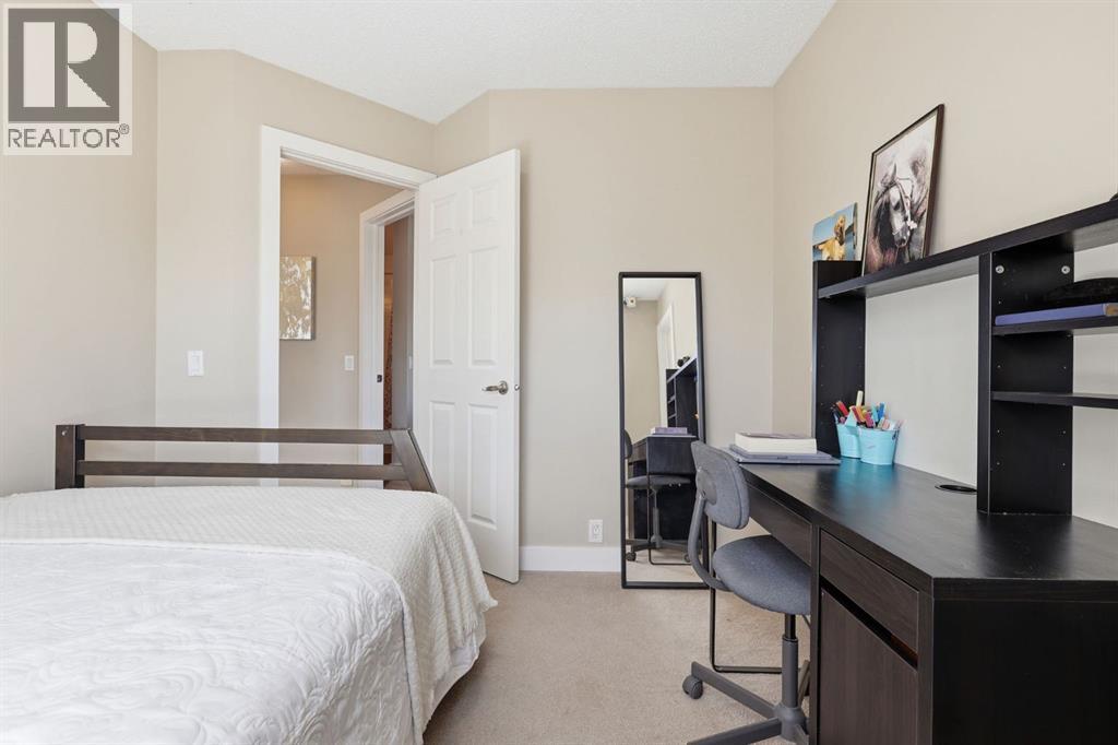 135 Douglas Woods Hill SE, Calgary, Alberta T2Z 3B2 - Photo 21 - A2330200
