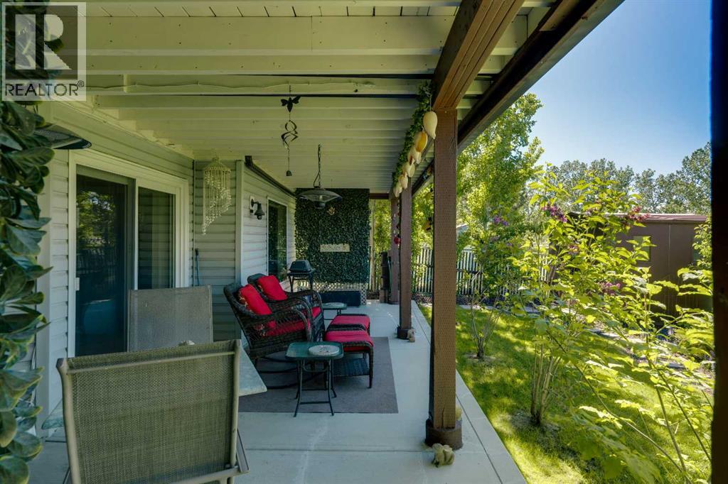 46 Somerside Manor SW, Calgary, Alberta  T2Y 3G4 - Photo 39 - A2325495