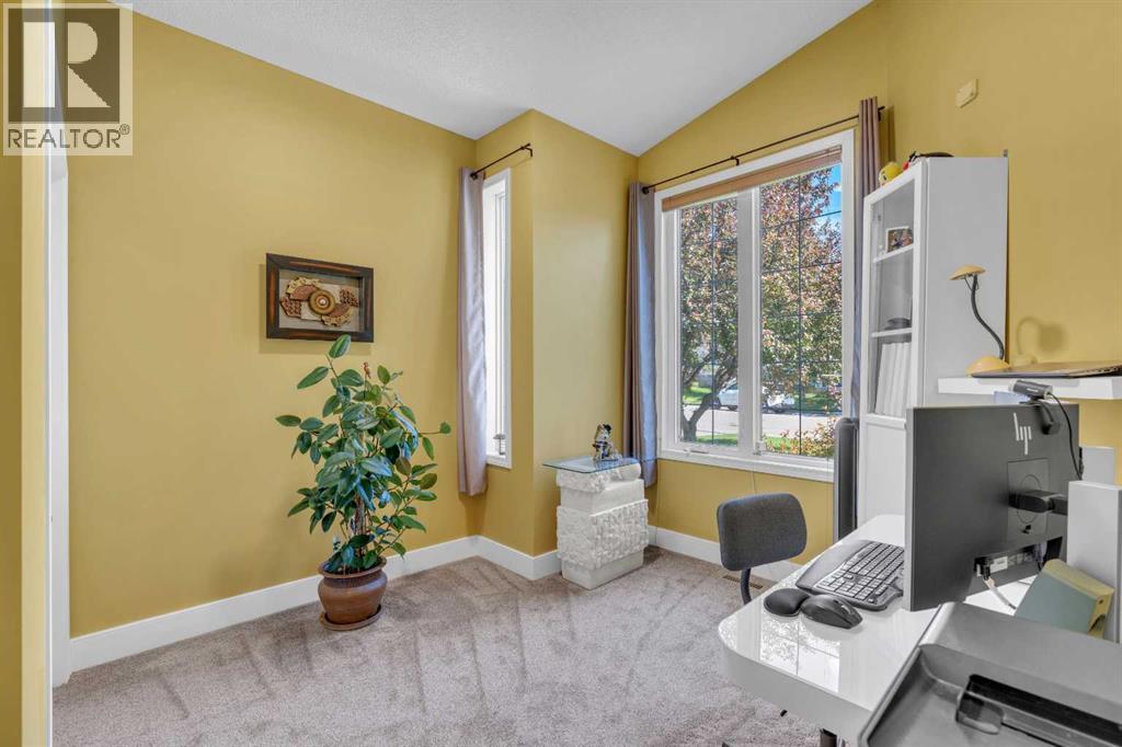 46 Somerside Manor SW, Calgary, Alberta  T2Y 3G4 - Photo 23 - A2325495