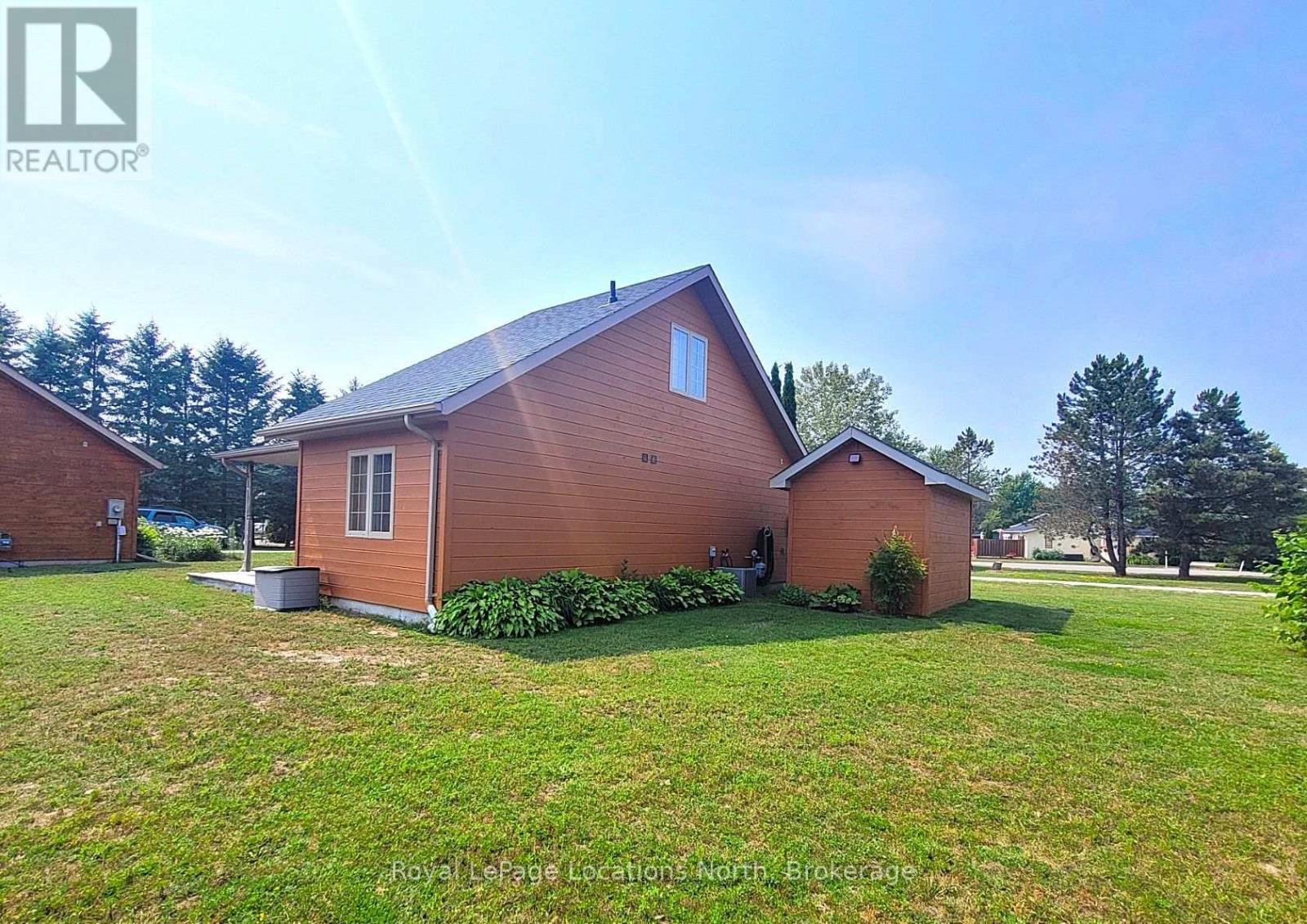 50 Cabin Crescent, Wasaga Beach, Ontario  L9Z 1X7 - Photo 5 - S13574550