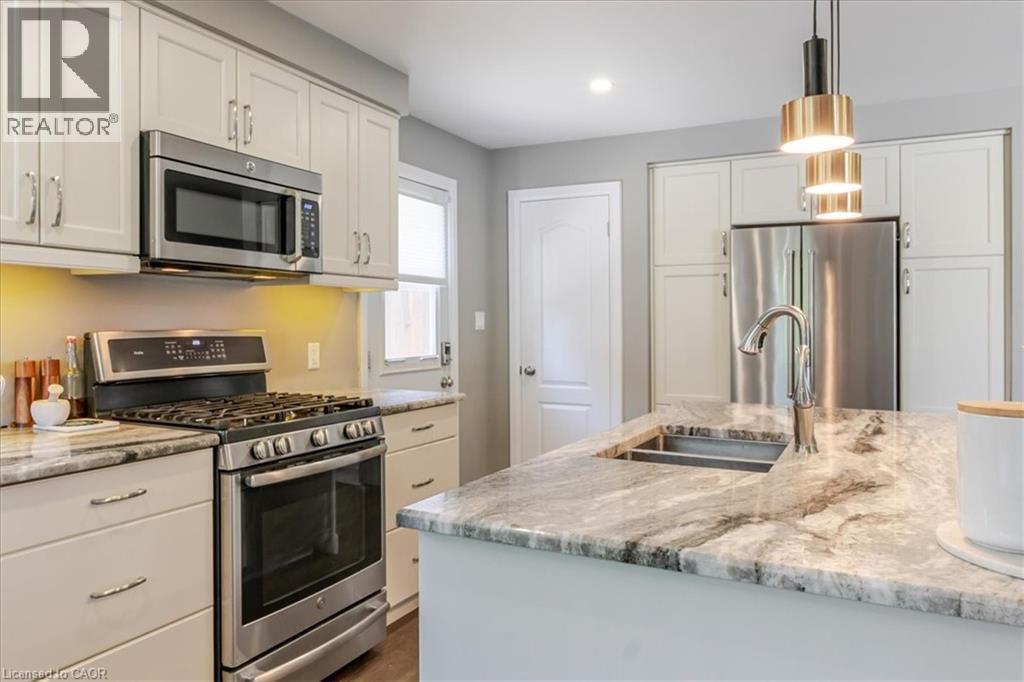74 Greeningdon Drive, Hamilton, Ontario  L9A 3A7 - Photo 13 - 40836374