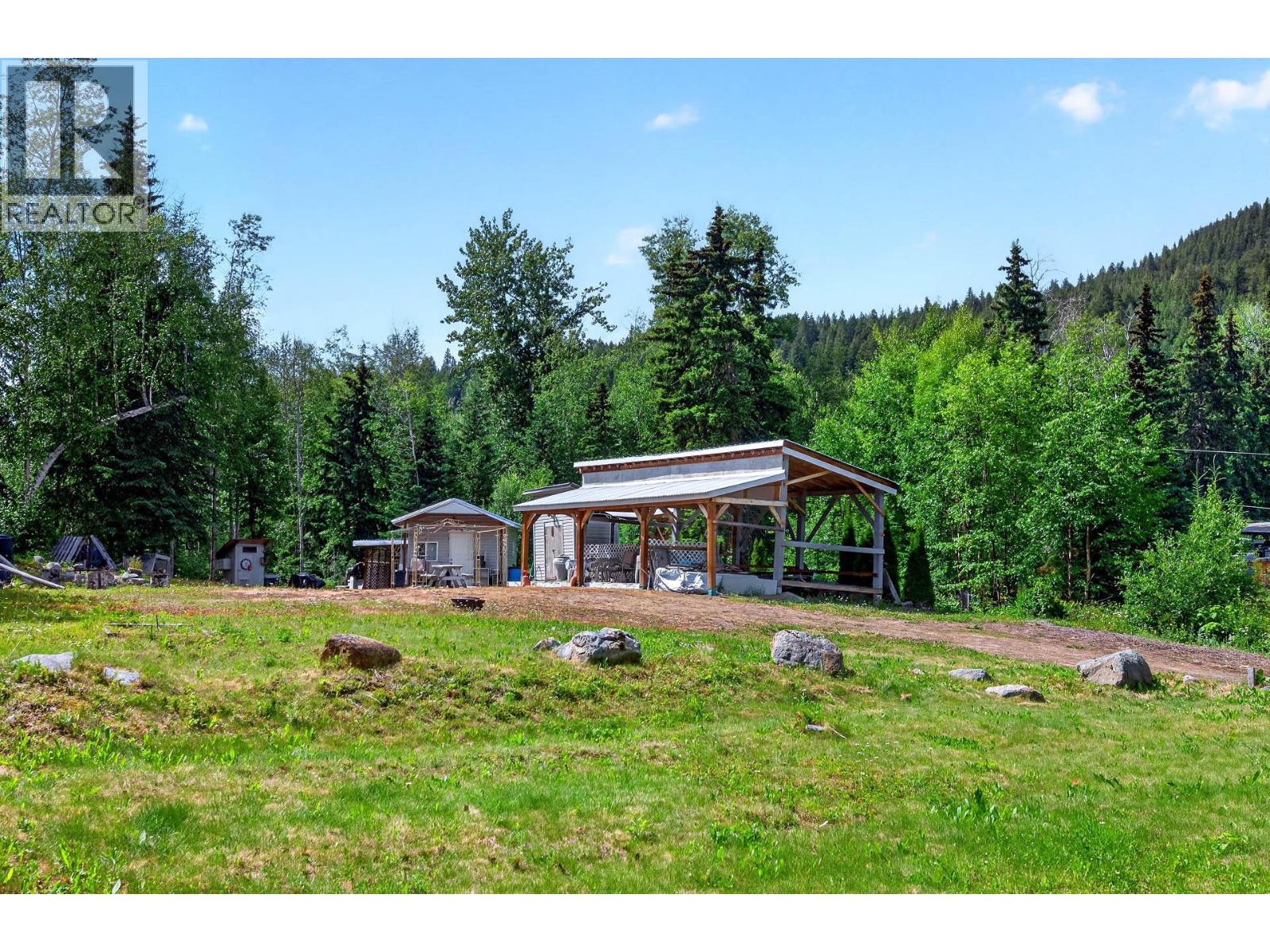9199 KNOUFF LAKE Road — photo 18