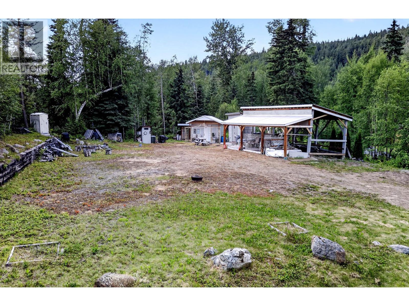 9199 KNOUFF LAKE Road — photo 23