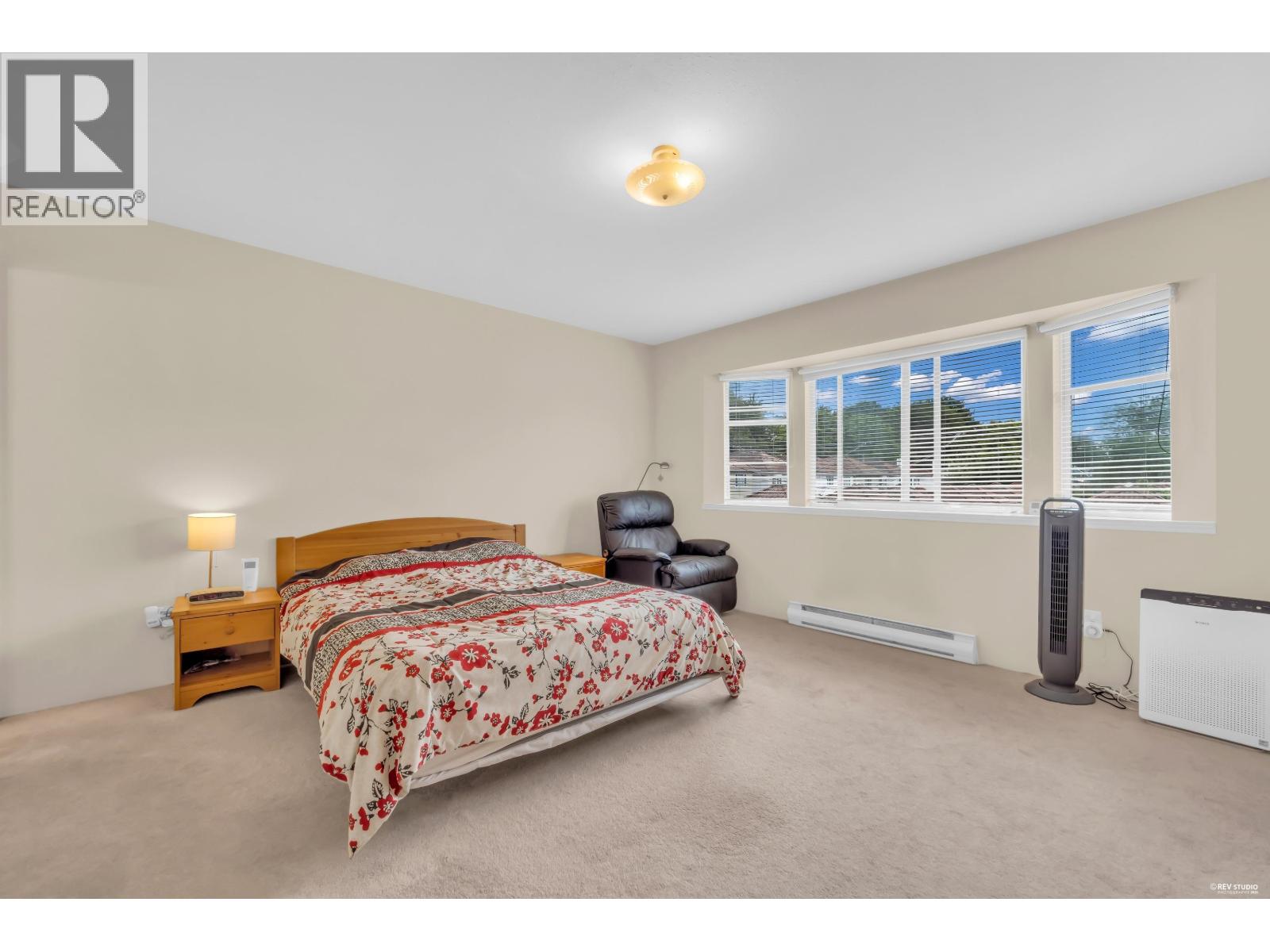 1268 NANAIMO STREET — photo 18