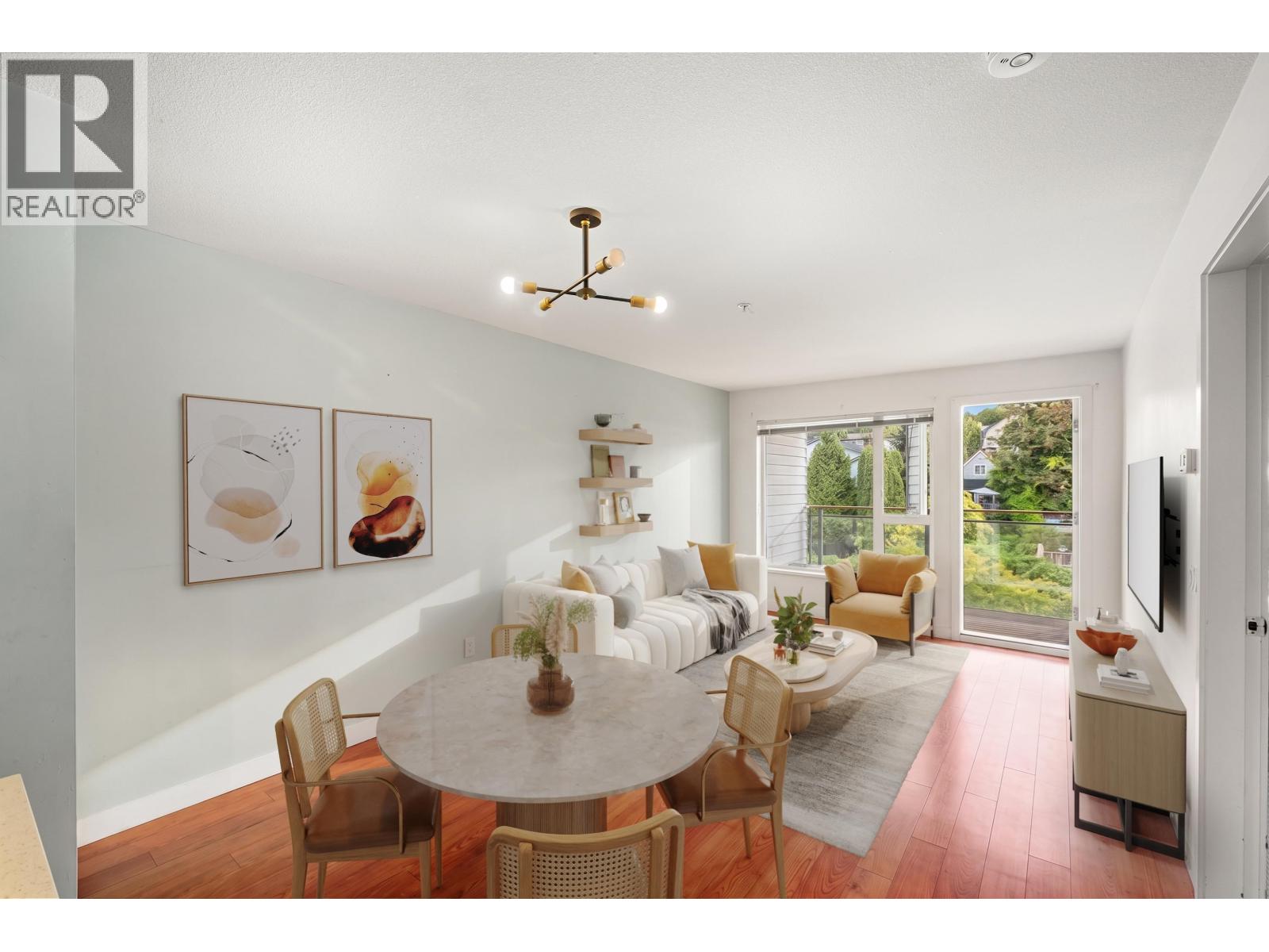 414 221 E 3RD STREET, North Vancouver, British Columbia