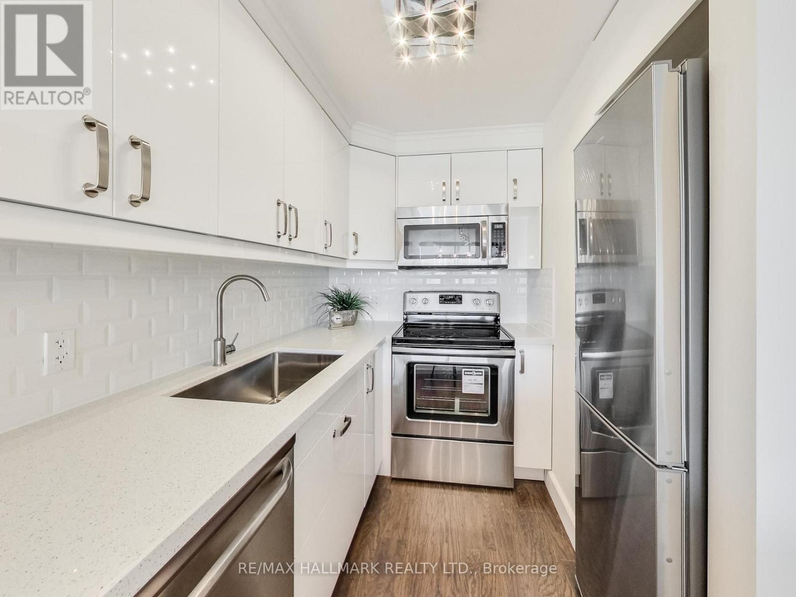 1509 - 914 Yonge Street, Toronto, Ontario  M4W 3C8 - Photo 10 - C13579900