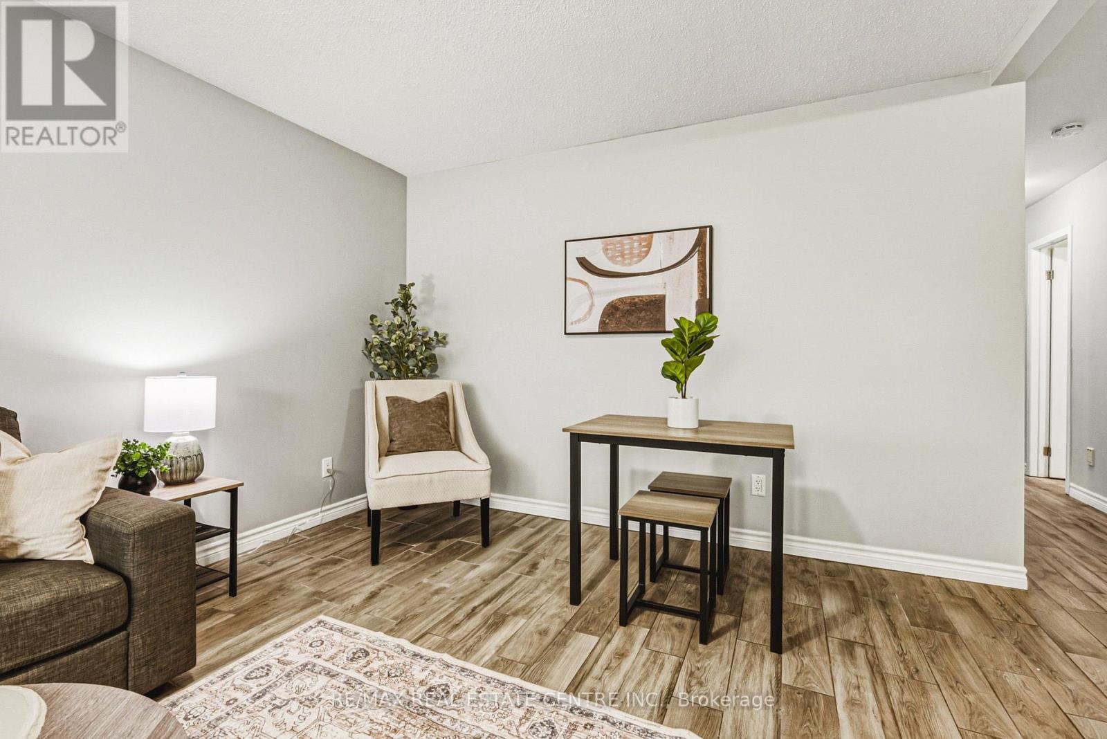 7 Chapman Court, Cambridge, Ontario  N3C 2X1 - Photo 12 - X13579890