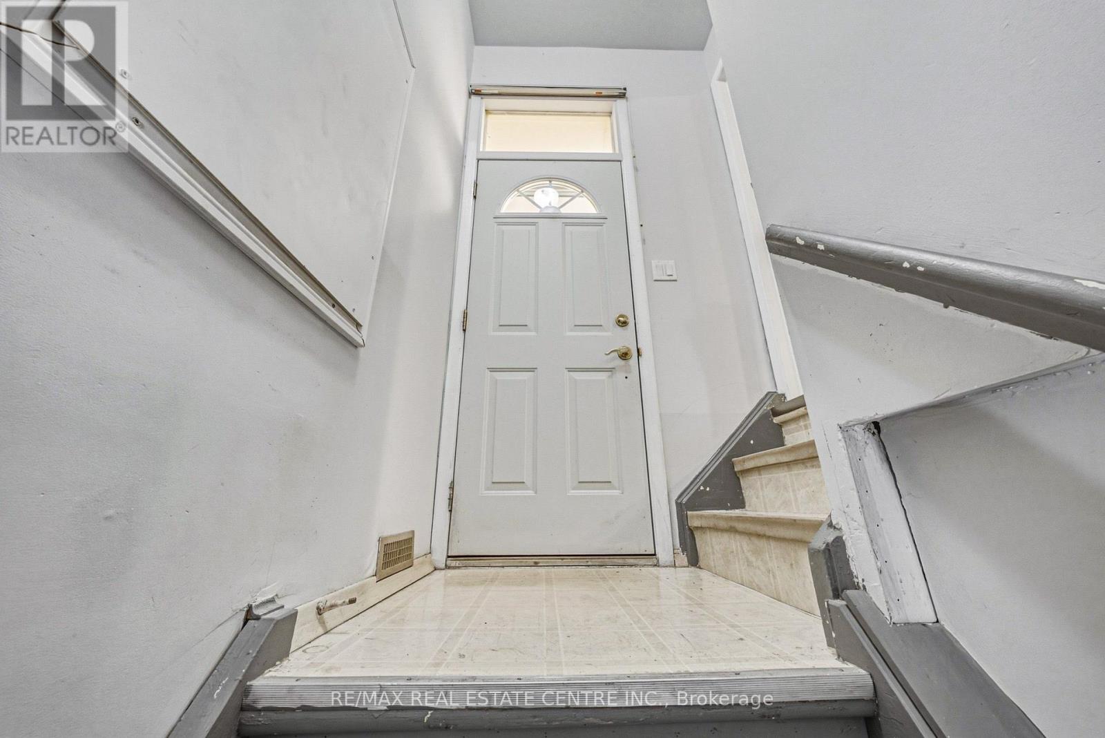 7 Chapman Court, Cambridge, Ontario  N3C 2X1 - Photo 19 - X13579890