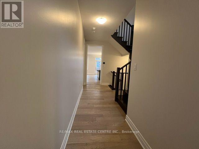 1230 Trudeau Drive, Milton, Ontario L9E 1Y6 - Photo 5 - W13577818