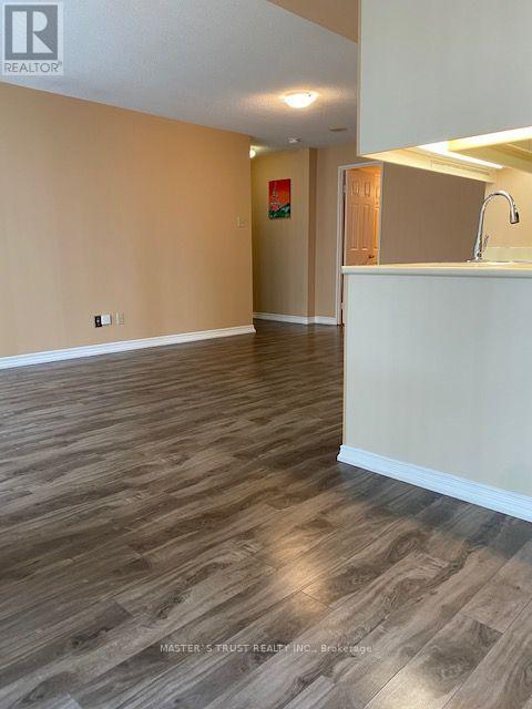1410 - 736 Bay Street, Toronto, Ontario  M5G 2M4 - Photo 4 - C13579922