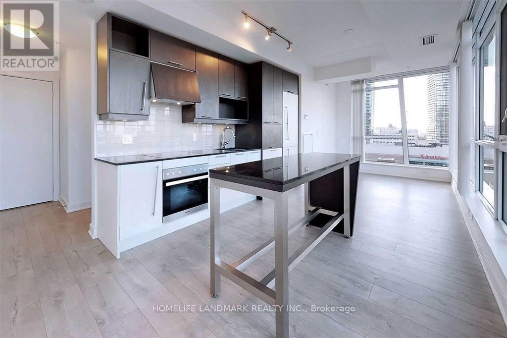 1209 - 30 Nelson Street, Toronto, Ontario  M5V 0H5 - Photo 4 - C13579930