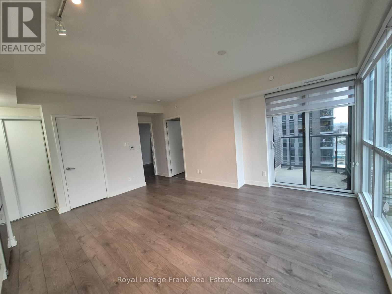 2 Sonic Way, Toronto (Flemingdon Park), Ontario  M3C 0P2 - Photo 18 - C13579896