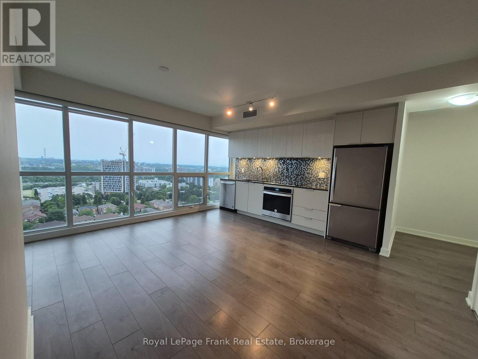 2 Sonic Way, Toronto (Flemingdon Park), Ontario  M3C 0P2 - Photo 15 - C13579896