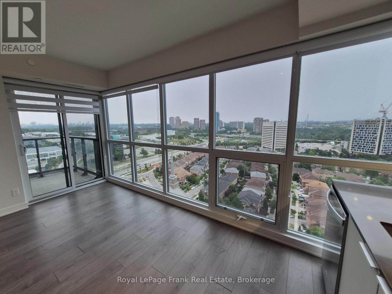 2 Sonic Way, Toronto (Flemingdon Park), Ontario  M3C 0P2 - Photo 16 - C13579896