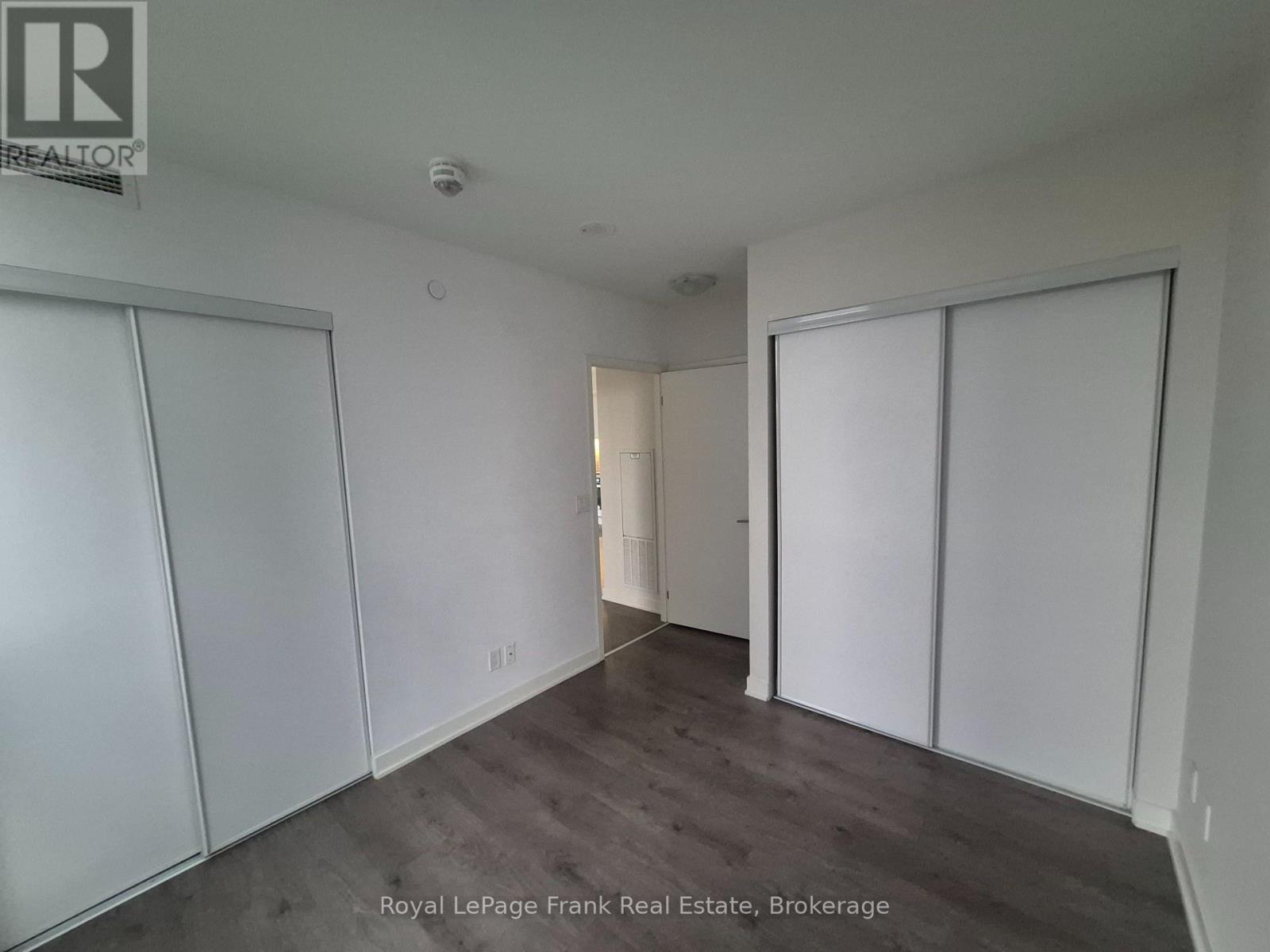 2 Sonic Way, Toronto (Flemingdon Park), Ontario  M3C 0P2 - Photo 29 - C13579896